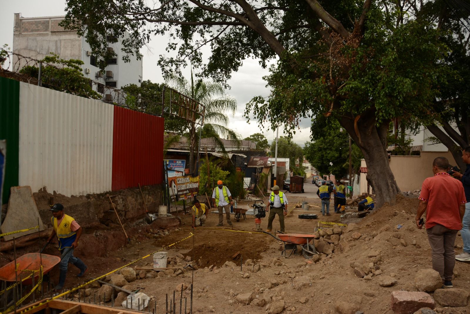La calle La Reforma, en El Manchén, está próxima a ser habilitada tras alcanzar cerca del 90% de avance en sus obras de reparación