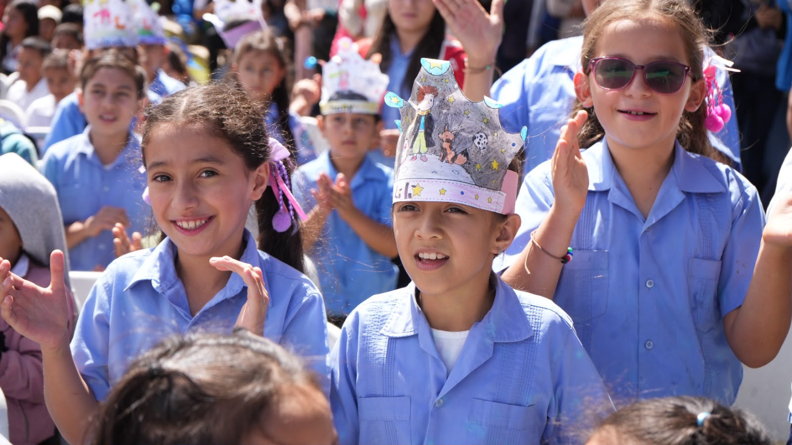 Imagen de galería de Alcaldía fomenta la lectura con homenaje a El Principito que reúne a más de 2,700 estudiantes