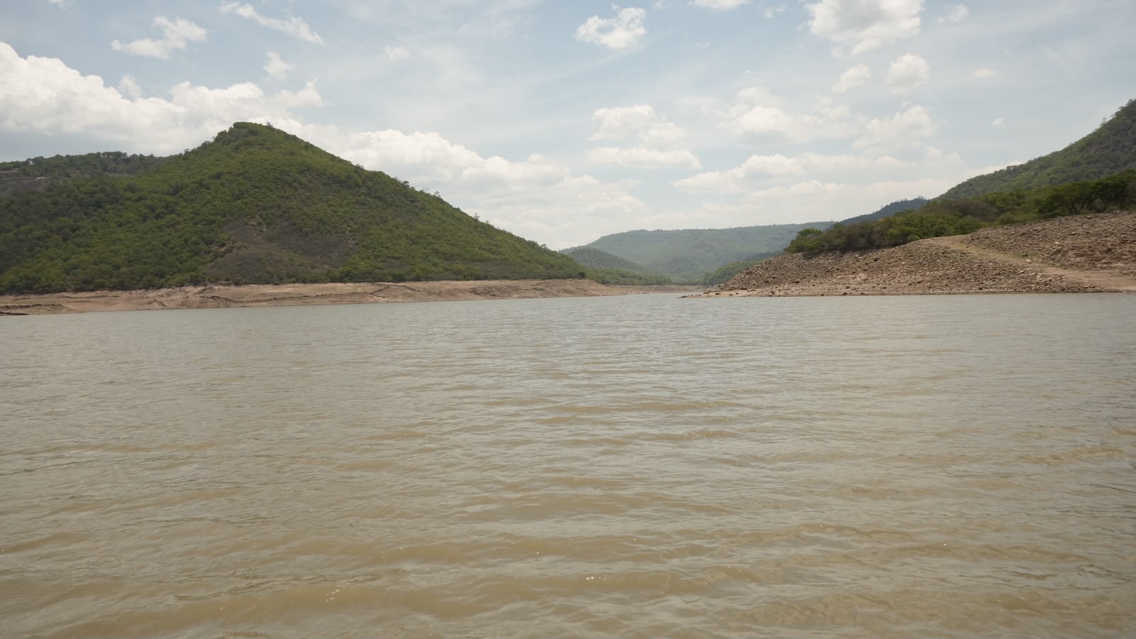 Imagen de galería de AMDC refuerza abastecimiento de agua e impulsa proyectos para fortalecer el sistema hídrico en la capital