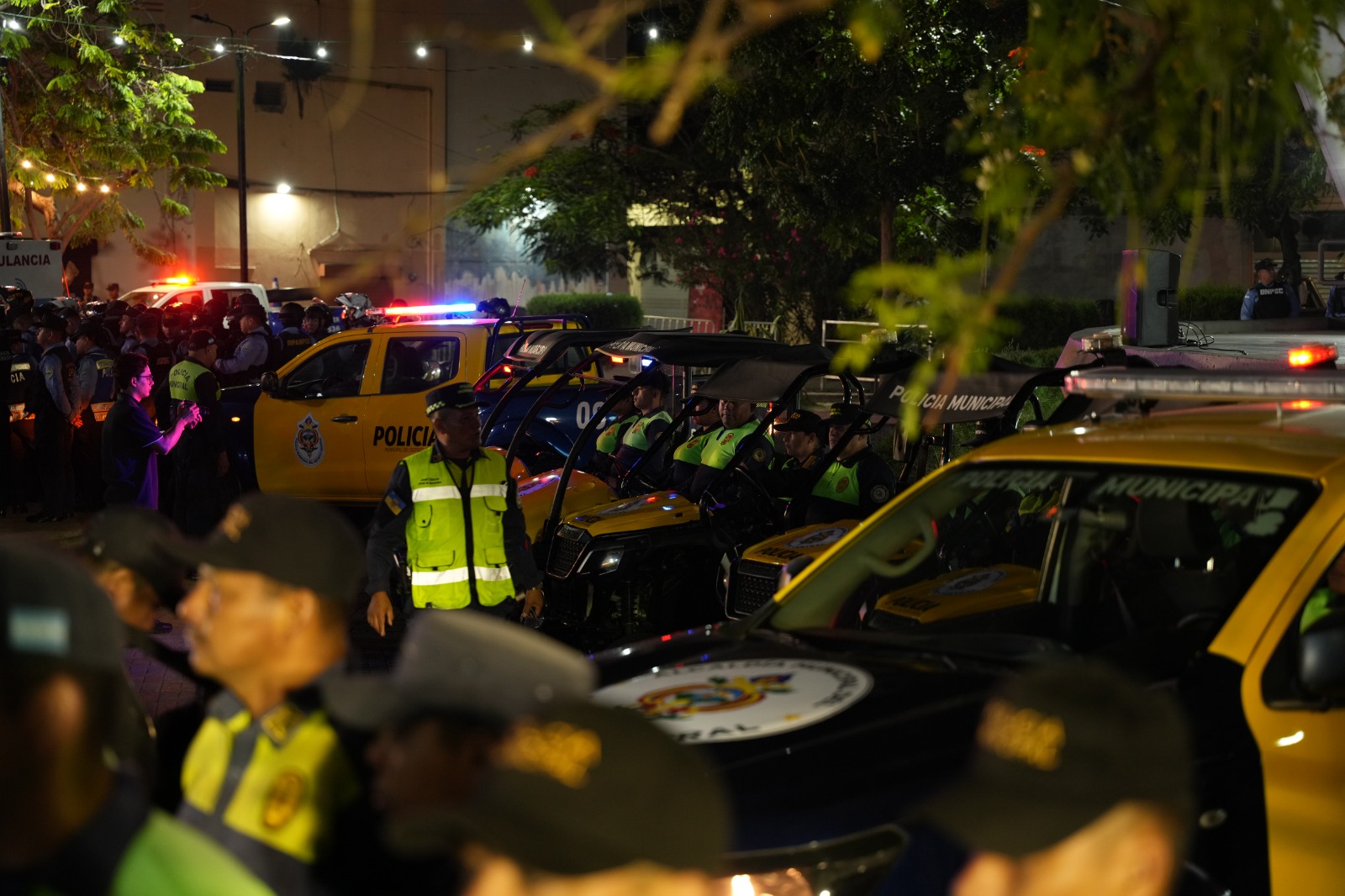 Imagen de galería de Alcalde de Tegucigalpa realizó extensa jornada de seguridad, inspecciones y supervisión de obras en sus primeros 100 días de gestión