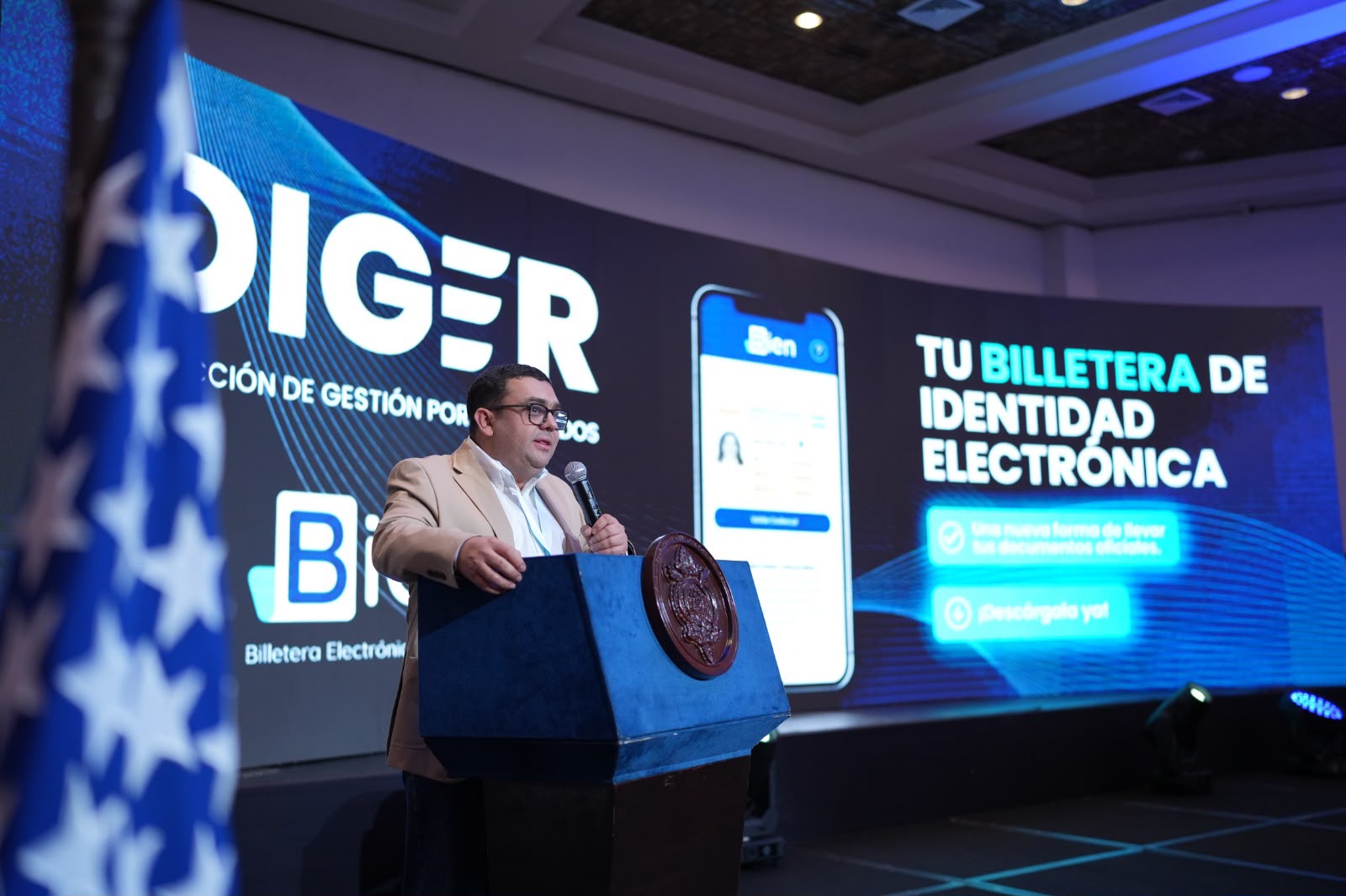 Imagen de galería de Alcalde Juan Diego Zelaya impulsa la formación tecnológica con 15,000 becas de Amazon Web Services para desarrollar el talento digital en Honduras
