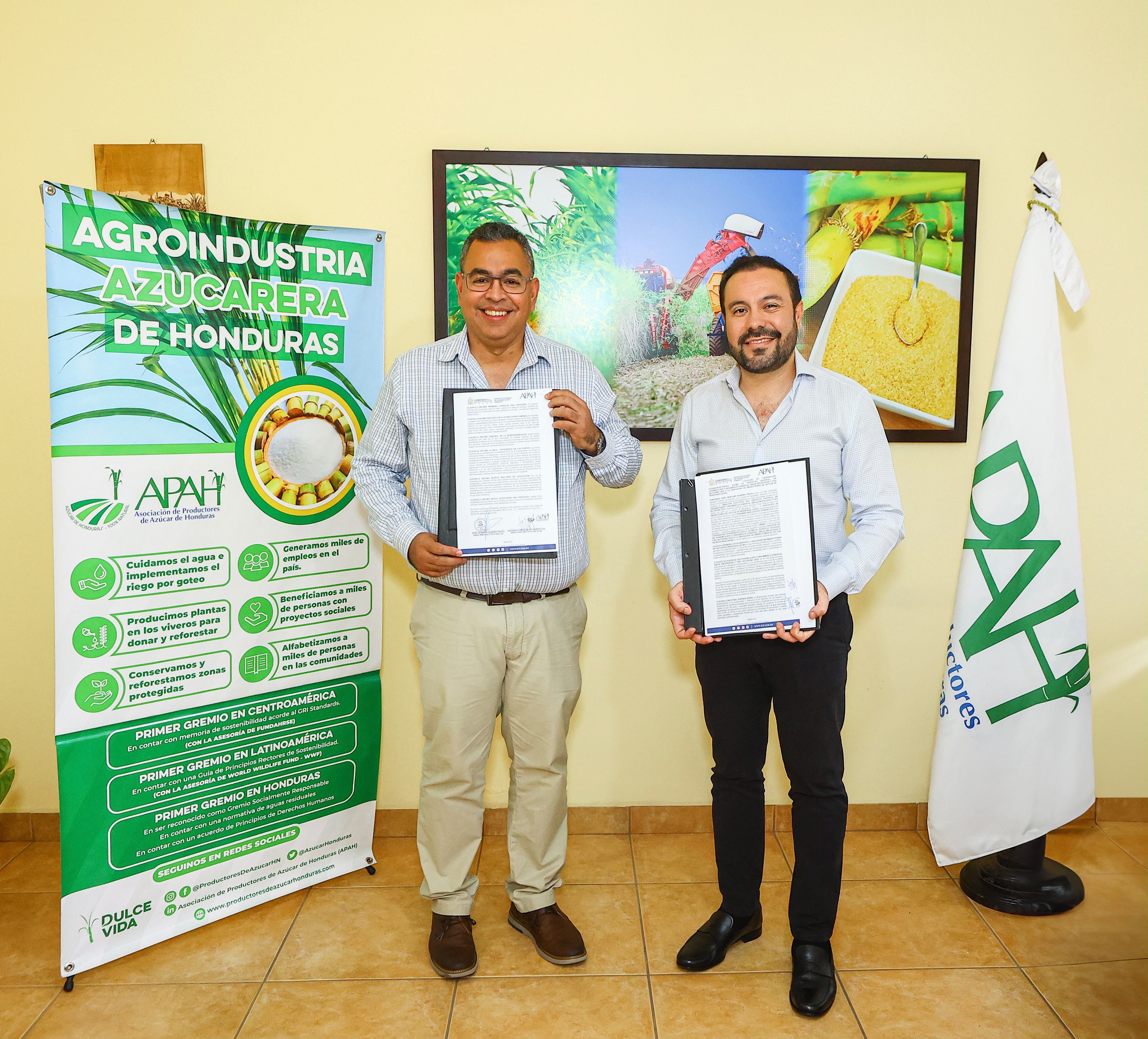 Azucareros e ICF renuevan convenio de cooperación para la conservación forestal en Honduras
